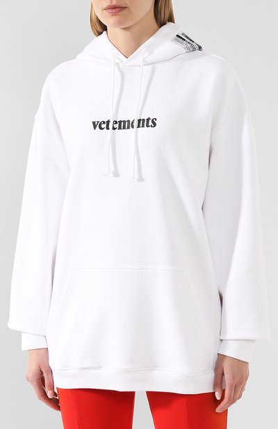 Хлопковое худи VETEMENTS белого цвета по цене 49350 руб., арт. SS20TR311 1620/W/WHITE, фото 3 Хлопковое худи VETEMENTS, арт. SS20TR311 1620/W/WHITE, фото 3