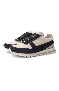 Темно-синий