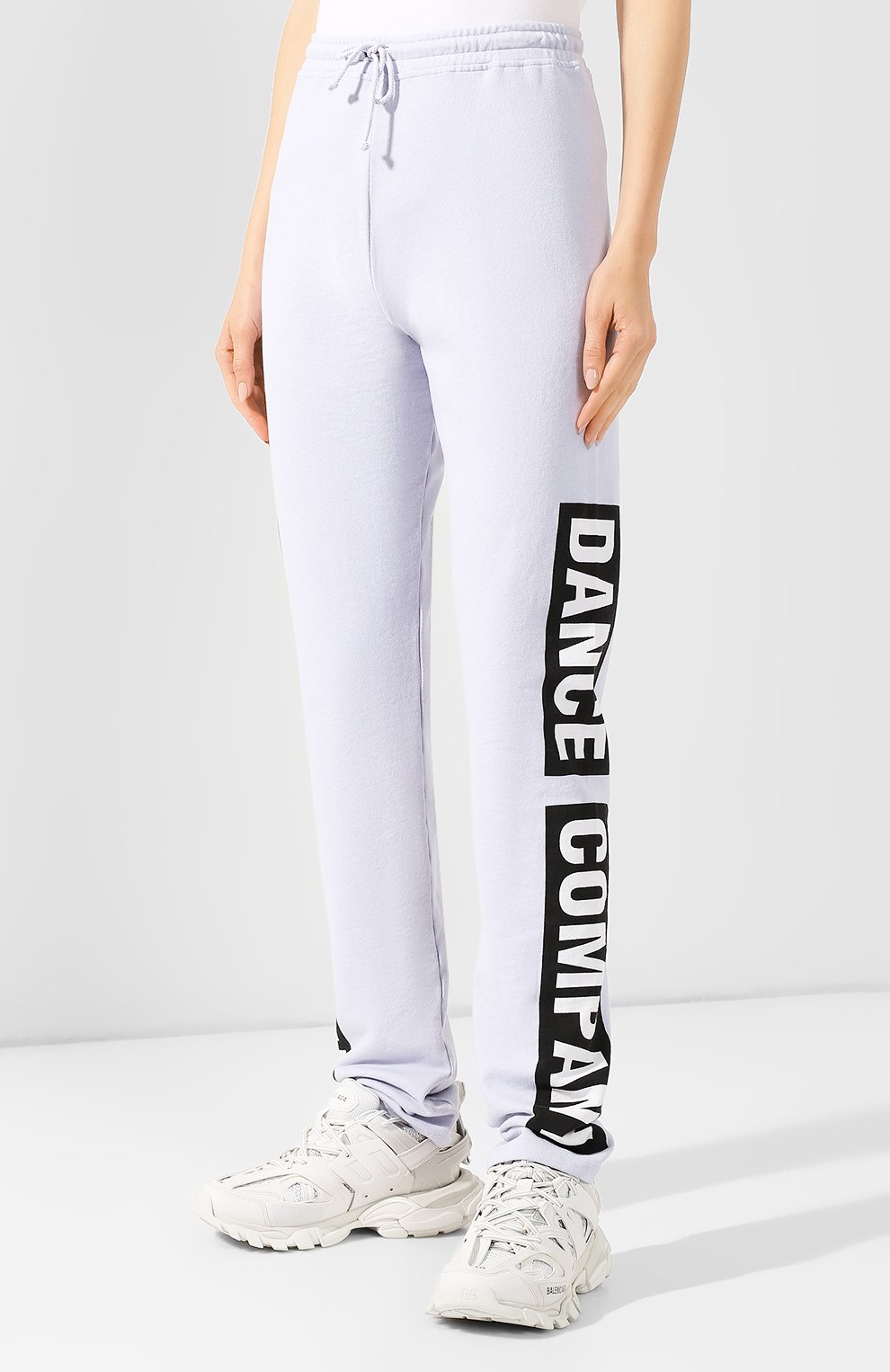 Хлопковые брюки ACNE STUDIOS голубого цвета по цене 34050 руб., арт. AK0113, фото 3 Хлопковые брюки ACNE STUDIOS, арт. AK0113, фото 3