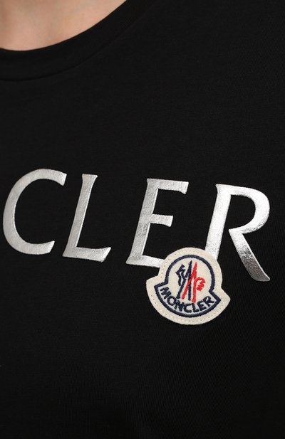 Хлопковая футболка MONCLER черного цвета по цене 20750 руб., арт. G1-093-8C715-10-V8094, фото 5 Хлопковая футболка MONCLER, арт. G1-093-8C715-10-V8094, фото 5