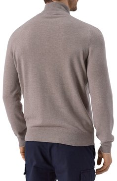 Мужской кашемировый джемпер BRUNELLO CUCINELLI коричневого цвета, арт. M2200124 | Фото 4 (Драгоценные камни: Проставлено; Материал сплава: Прост�авлено; Материал внешний: Кашемир, Шерсть; Длина (для топов): Стандартные; Рукава: Длинные; Вырез: Круглый; Стили: Кэжуэл; Мужское Кросс-КТ: Джемперы; Принт: Без принта)