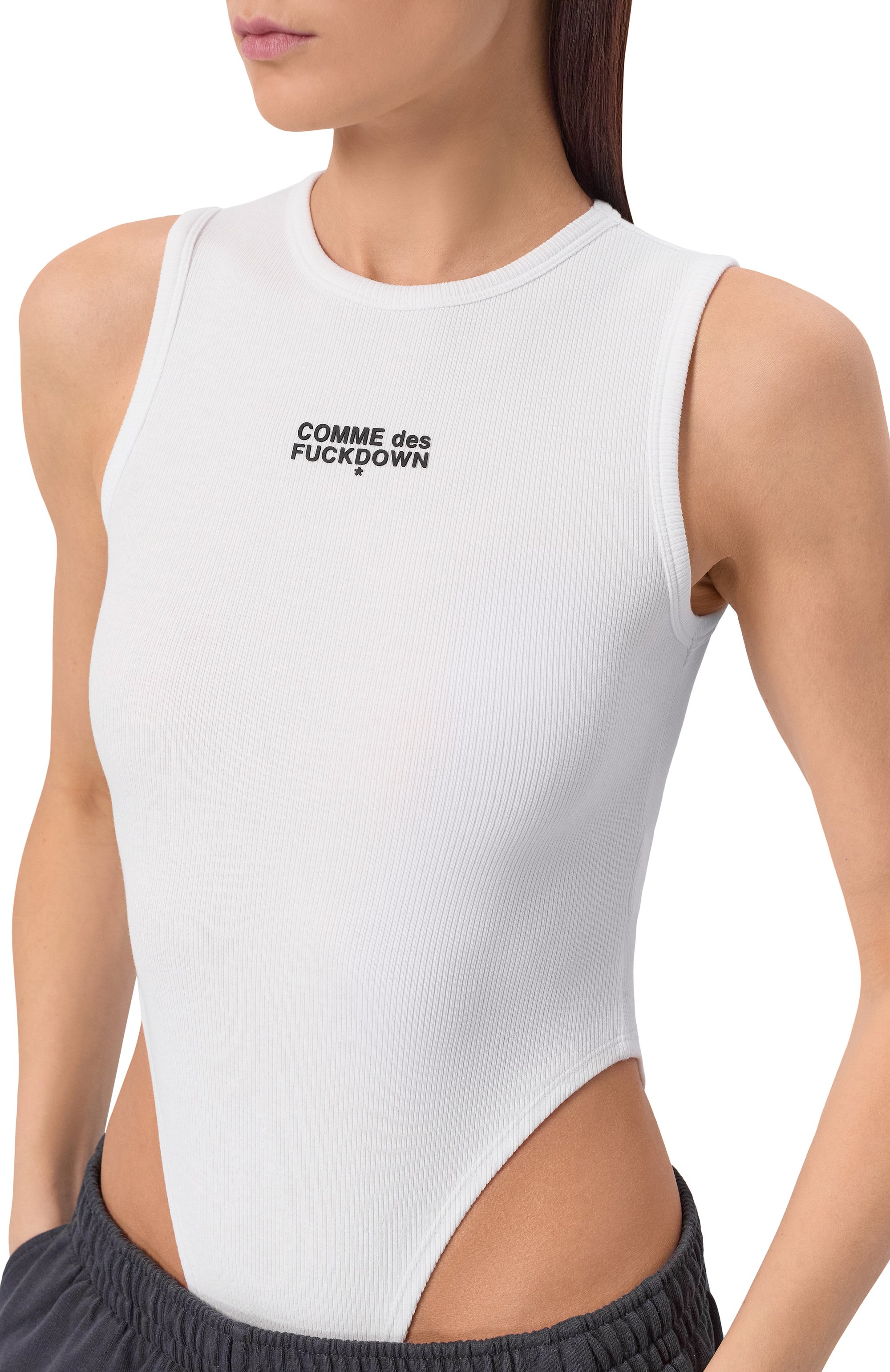 Хлопковое боди COMME DES FUCKDOWN белого цвета по цене 8410 руб., арт. CFABW01673, фото 5 Хлопковое боди COMME DES FUCKDOWN, арт. CFABW01673, фото 5