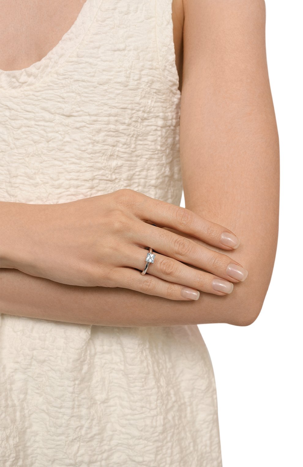 Кольцо JEWLIA серебряного цвета по цене 10500 руб., арт. JR-191А, фото 2 Кольцо JEWLIA, арт. JR-191А, фото 2