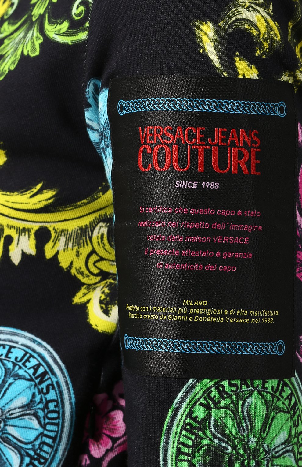 Хлопковая толстовка VERSACE JEANS COUTURE разноцветного цвета по цене 32200 руб., арт. B6HUB784-UDM306/SL300, фото 5 Хлопковая толстовка VERSACE JEANS COUTURE, арт. B6HUB784-UDM306/SL300, фото 5
