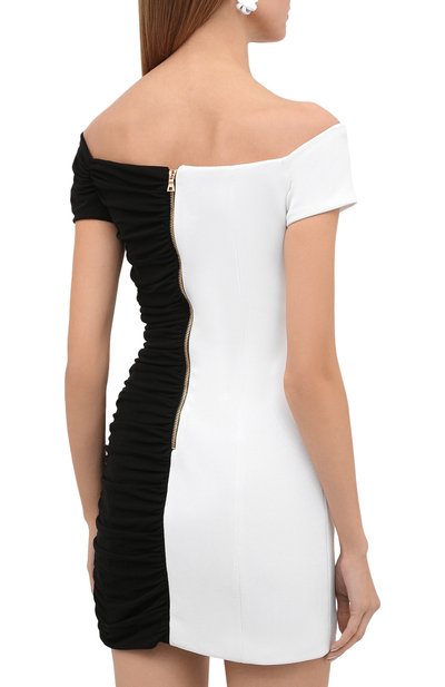 Платье из вискозы BALMAIN черно-белого цвета по цене 199500 руб., арт. VF16149/J017, фото 4 Платье из вискозы BALMAIN, арт. VF16149/J017, фото 4