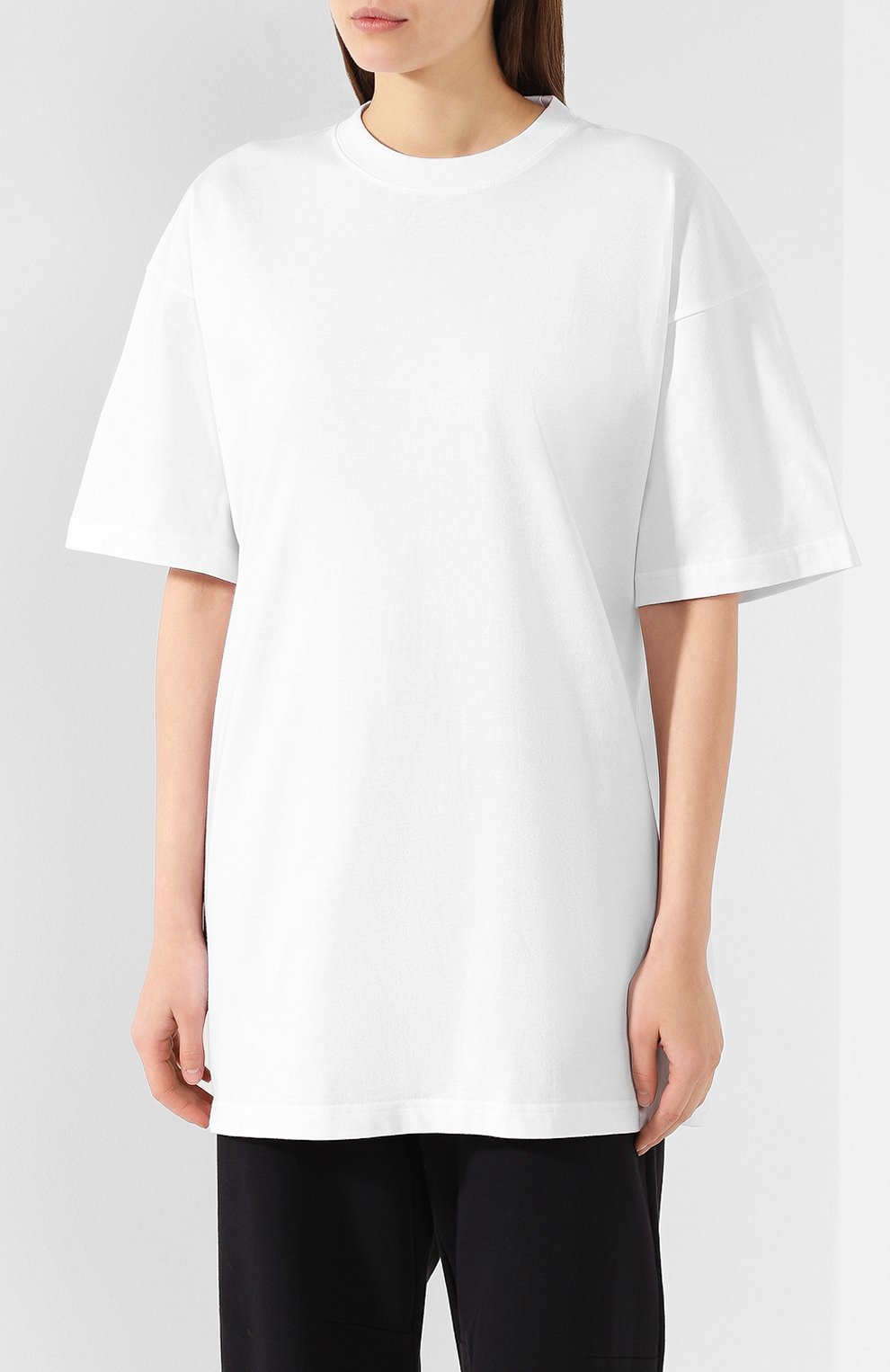 Хлопковая футболка VETEMENTS белого цвета по цене 18800 руб., арт. UAH20TR636/W, фото 3 Хлопковая футболка VETEMENTS, арт. UAH20TR636/W, фото 3
