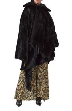 Женская шуба BALENCIAGA черного цвета, арт. 808948/TFQ04 | Фото 3 (Рукава: Длинные; Материал подклада: Хлопок; Длина (верхняя одежда): До середины бедра; Материал сплава: Проставлено; Драгоценные камни: Проставлено; Кросс-КТ: Куртка; Стили: Гранж; Материал внешний: Синтетический материал)