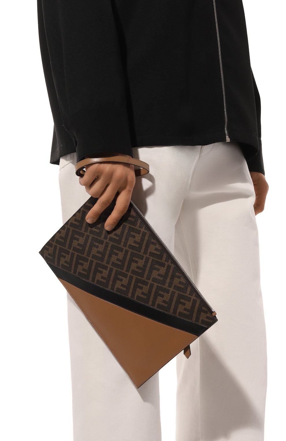 Футляр для документов fendi diagonal FENDI коричневого цвета по цене 87550 руб., арт. 7N0110 AJF8, фото 2 Футляр для документов fendi diagonal FENDI, арт. 7N0110 AJF8, фото 2