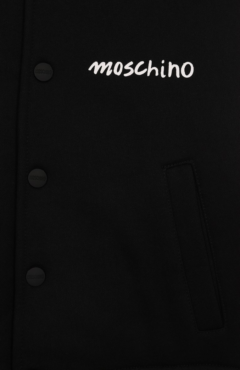 Детского бомбер MOSCHINO черно-белого цвета, арт. HUS053/LCA26/4-8 | Фото 3 (Материал подклада: Синтетический материал; Материал внешний: Хлопок; Рукава: Длинные; Кросс-КТ: бомбер, Демисезон; Автоматизация ТО: Проставлено; Автоматизация состава: Проставлено; Ростовка одежда: 4 года | 104 см, 5 лет | 110 см, 6 лет | 116 см, 8 лет | 128 см)