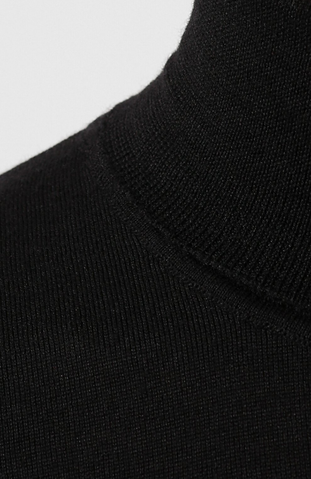 Водолазка из шерсти и шелка BOSS черного цвета по цене 19950 руб., арт. 50419133, фото 5 Водолазка из шерсти и шелка BOSS, арт. 50419133, фото 5