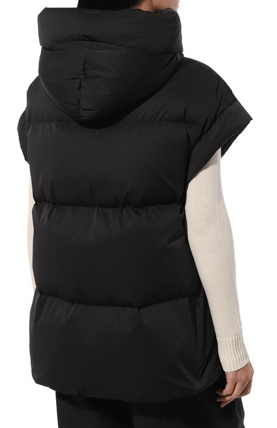 Пуховый жилет HERNO черного цвета по цене 98750 руб., арт. PI00320DL/12542, фото 4 Пуховый жилет HERNO, арт. PI00320DL/12542, фото 4