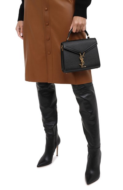 Сумка cassandra mini SAINT LAURENT черного цвета по цене 313000 руб., арт. 623930/B0W0W, фото 2 Сумка cassandra mini SAINT LAURENT, арт. 623930/B0W0W, фото 2