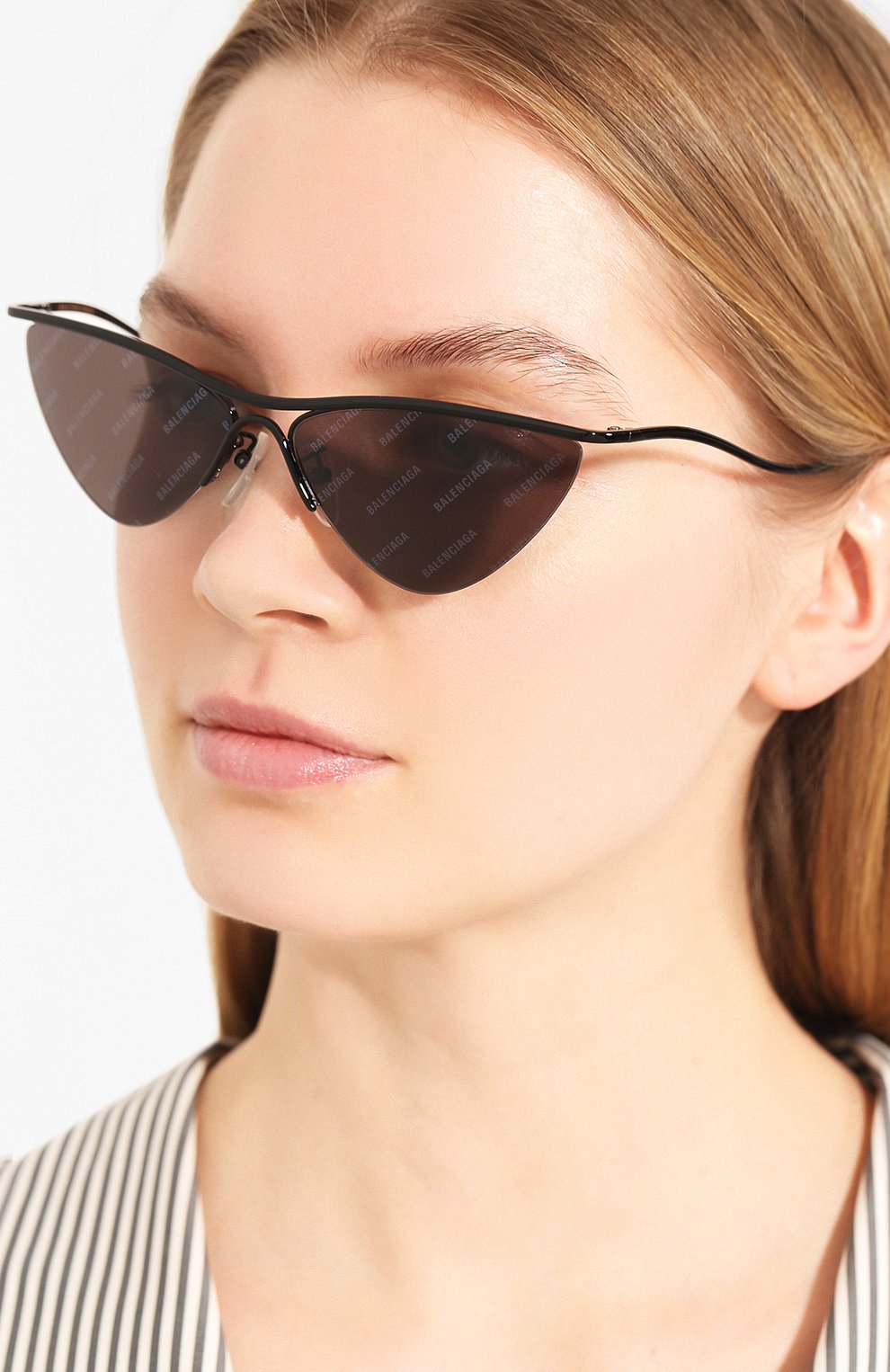 Солнцезащитные очки BALENCIAGA черного цвета по цене 33850 руб., арт. 609380/T0005, фото 2 Солнцезащитные очки BALENCIAGA, арт. 609380/T0005, фото 2