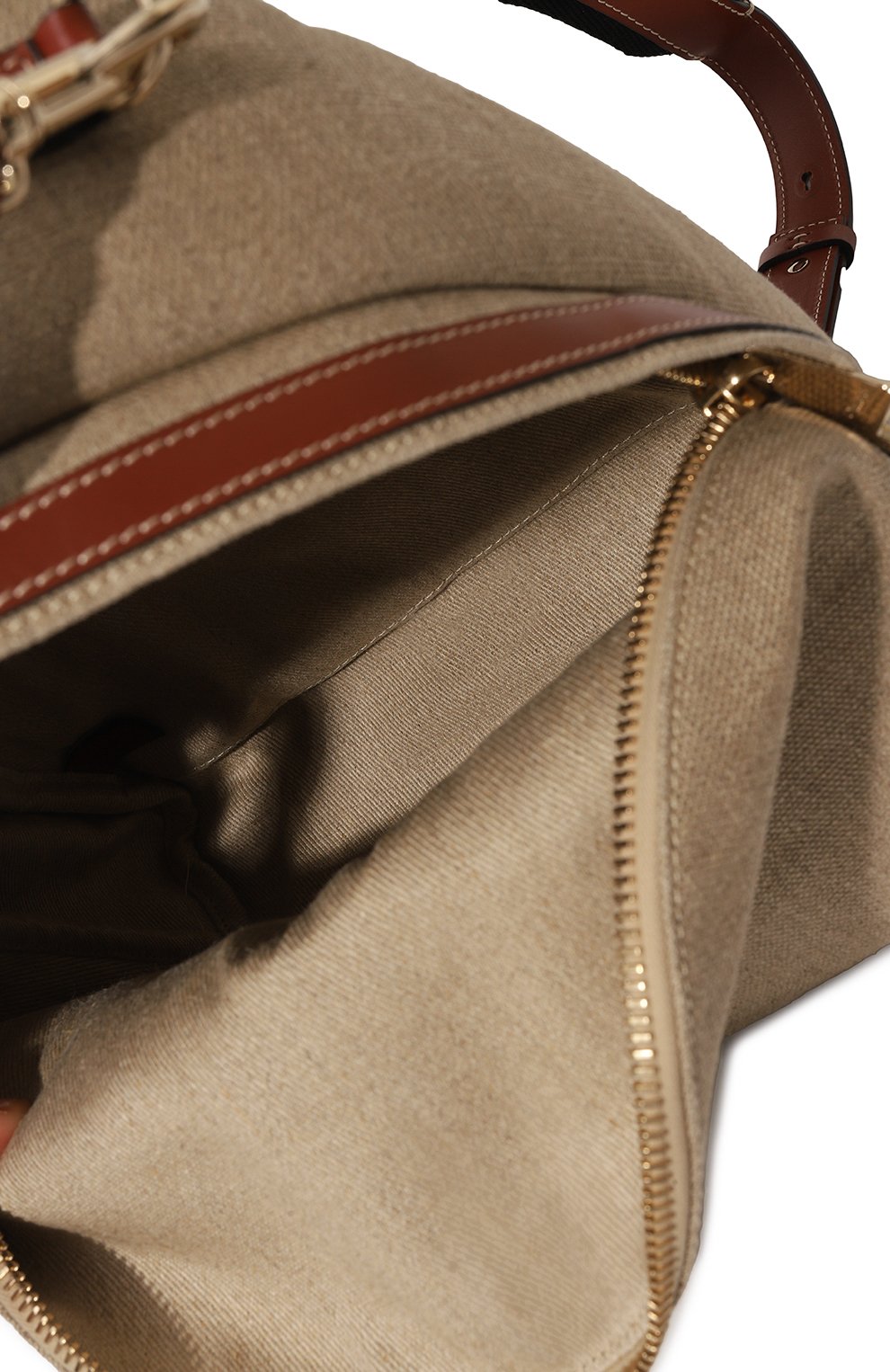 Рюкзак woody CHLOÉ светло-коричневого цвета по цене 214000 руб., арт. CHC23AS379/L06, фото 5 Рюкзак woody CHLOÉ, арт. CHC23AS379/L06, фото 5