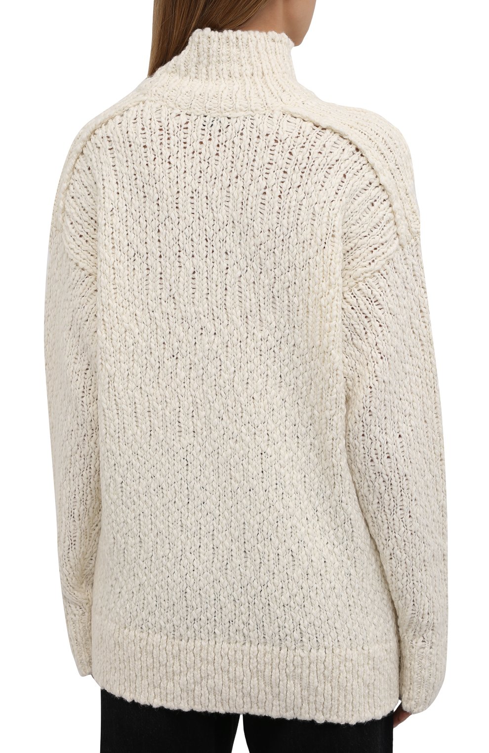 Свитер MONCLER кремового цвета по цене 62400 руб., арт. G2-093-9F000-08-M1280, фото 4 Свитер MONCLER, арт. G2-093-9F000-08-M1280, фото 4