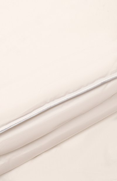 Одеяло cortina medium FRETTE белого цвета по цене 231000 руб., арт. F0A188 F3500 260F, фото 2 Одеяло cortina medium FRETTE, арт. F0A188 F3500 260F, фото 2