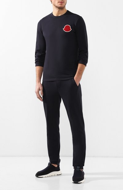 Хлопковый лонгслив MONCLER темно-синего цвета по цене 15700 руб., арт. E1-091-80406-00-8390T, фото 2 Хлопковый лонгслив MONCLER, арт. E1-091-80406-00-8390T, фото 2
