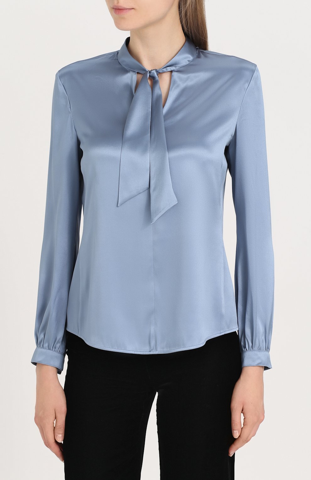 Атласная блузка ARMANI COLLEZIONI голубого цвета по цене 43350 руб., арт. ZMC13T/ZM301, фото 3 Атласная блузка ARMANI COLLEZIONI, арт. ZMC13T/ZM301, фото 3