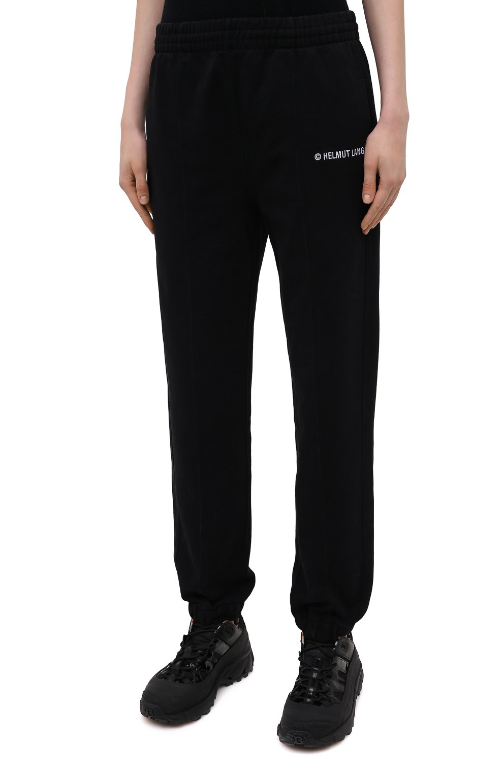 Хлопковые джоггеры HELMUT LANG черного цвета по цене 17800 руб., арт. K10DW204, фото 3 Хлопковые джоггеры HELMUT LANG, арт. K10DW204, фото 3