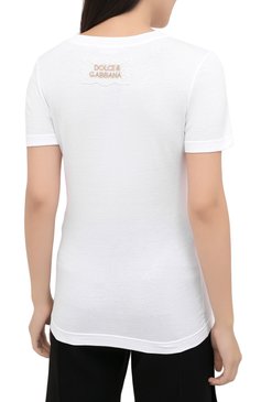 Женская хлопковая футболка DOLCE & GABBANA белого цвета, арт. F8M68T/G7XQS | Фото 4 (Принт: Без принта; Рукава: Короткие; Длина (для топов): Стандартные; Материал сплава: Проставлено; Материал внешний: Хлопок; Женское Кросс-КТ: Футболка-одежда; Драгоценные камни: Проставлено; Стили: Минимализм, Кэжуэл)