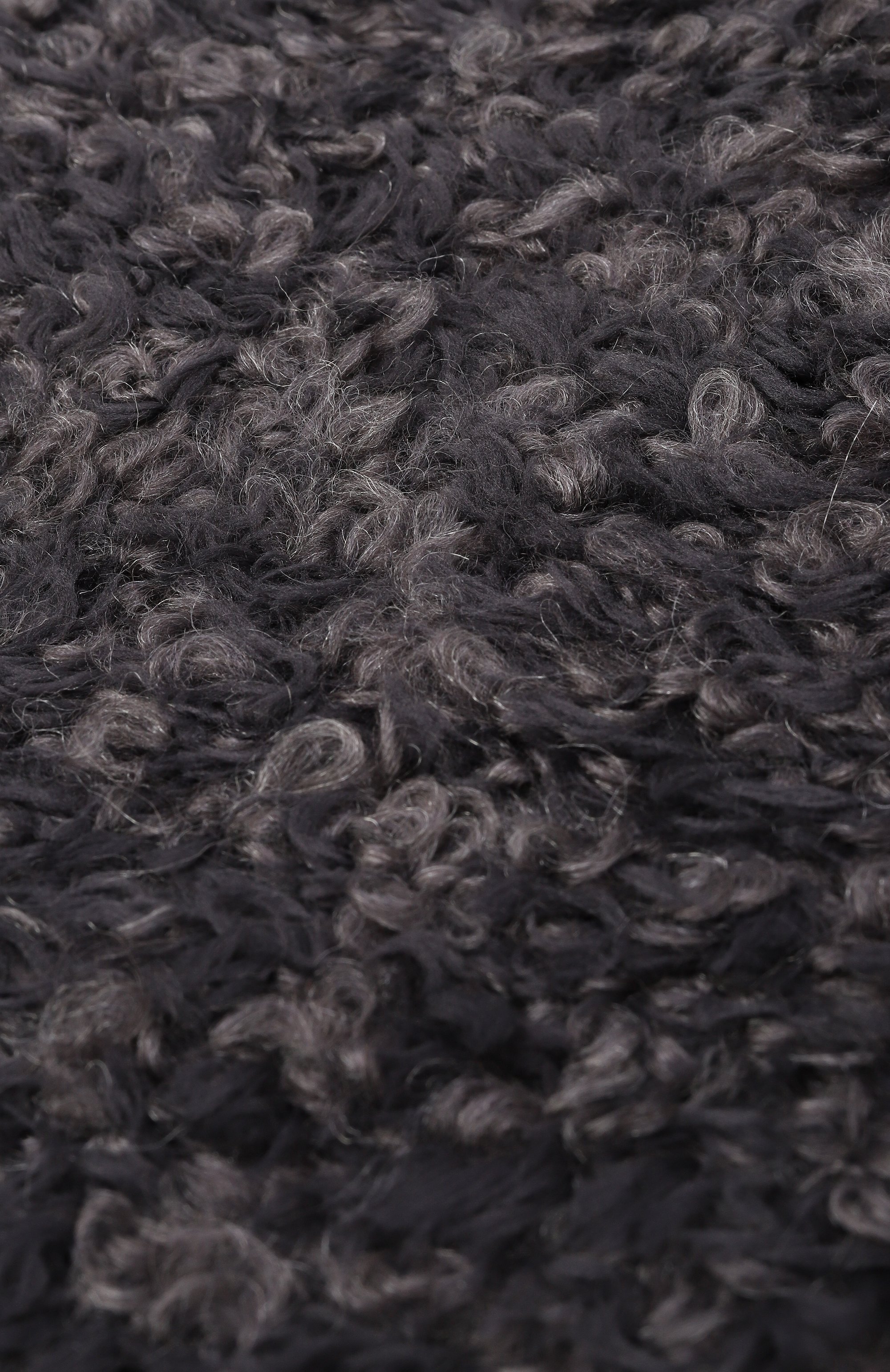 Шапка A.T.T. темно-серого цвета по цене 8370 руб., арт. Т2158, фото 3 Шапка A.T.T., арт. Т2158, фото 3