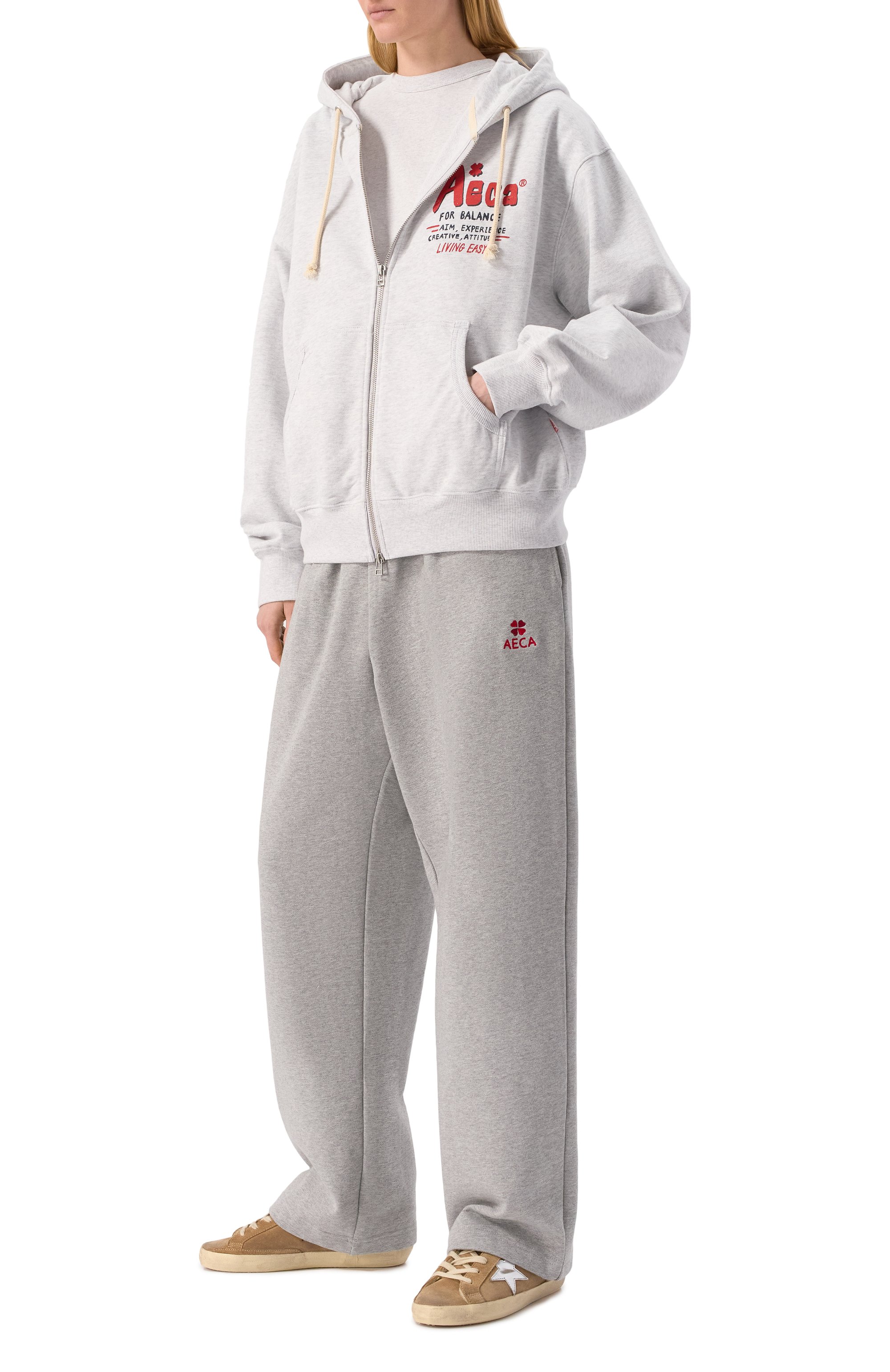 Хлопковая толстовка AECA WHITE серого цвета по цене 27630 руб., арт. AWCMSSBETSZOV004C0.LIGHT GREY (L), фото 2 Хлопковая толстовка AECA WHITE, арт. AWCMSSBETSZOV004C0.LIGHT GREY (L), фото 2