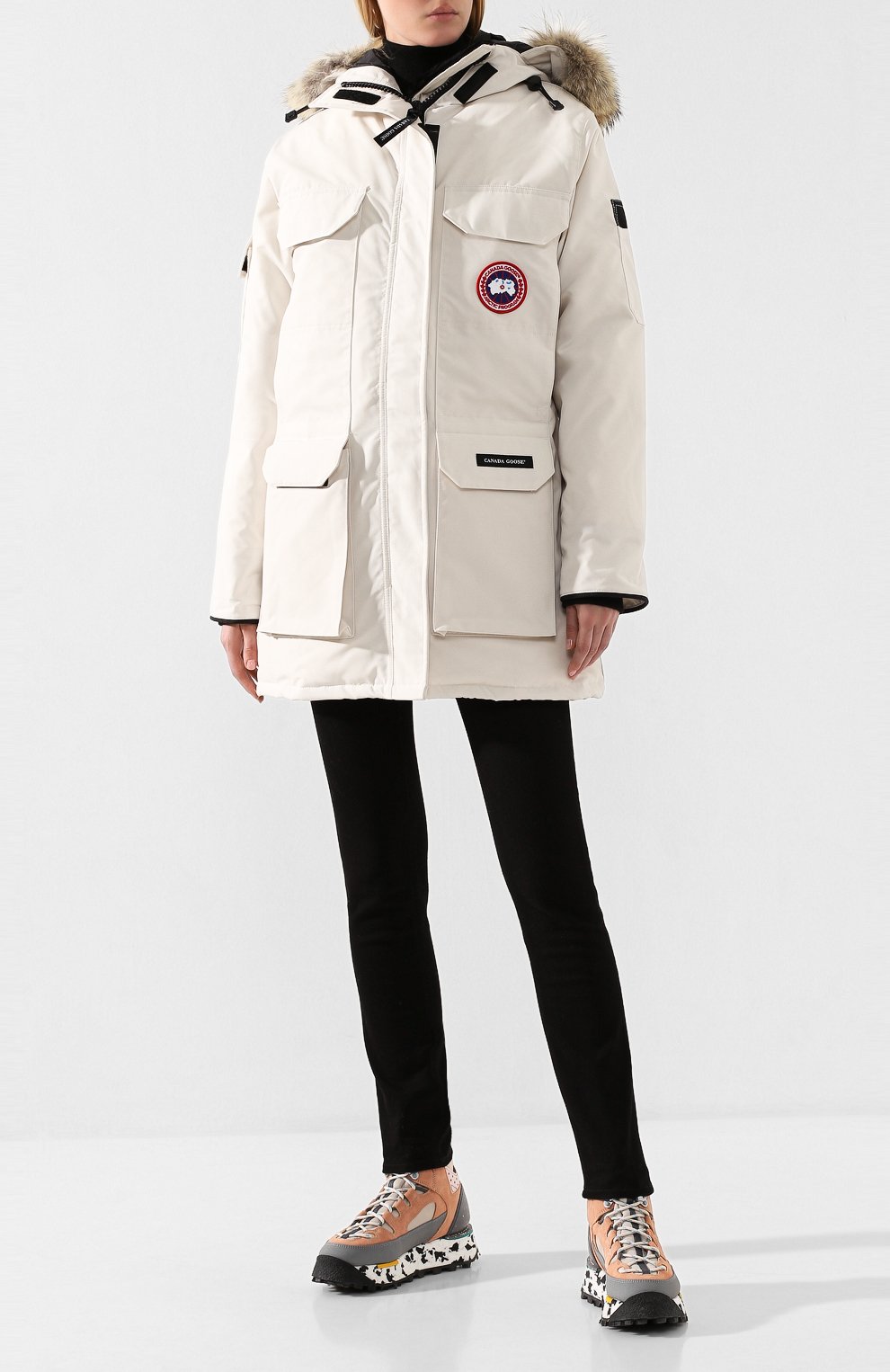 Парка expedition CANADA GOOSE бежевого цвета по цене 166000 руб., арт. 4660L, фото 2 Парка expedition CANADA GOOSE, арт. 4660L, фото 2