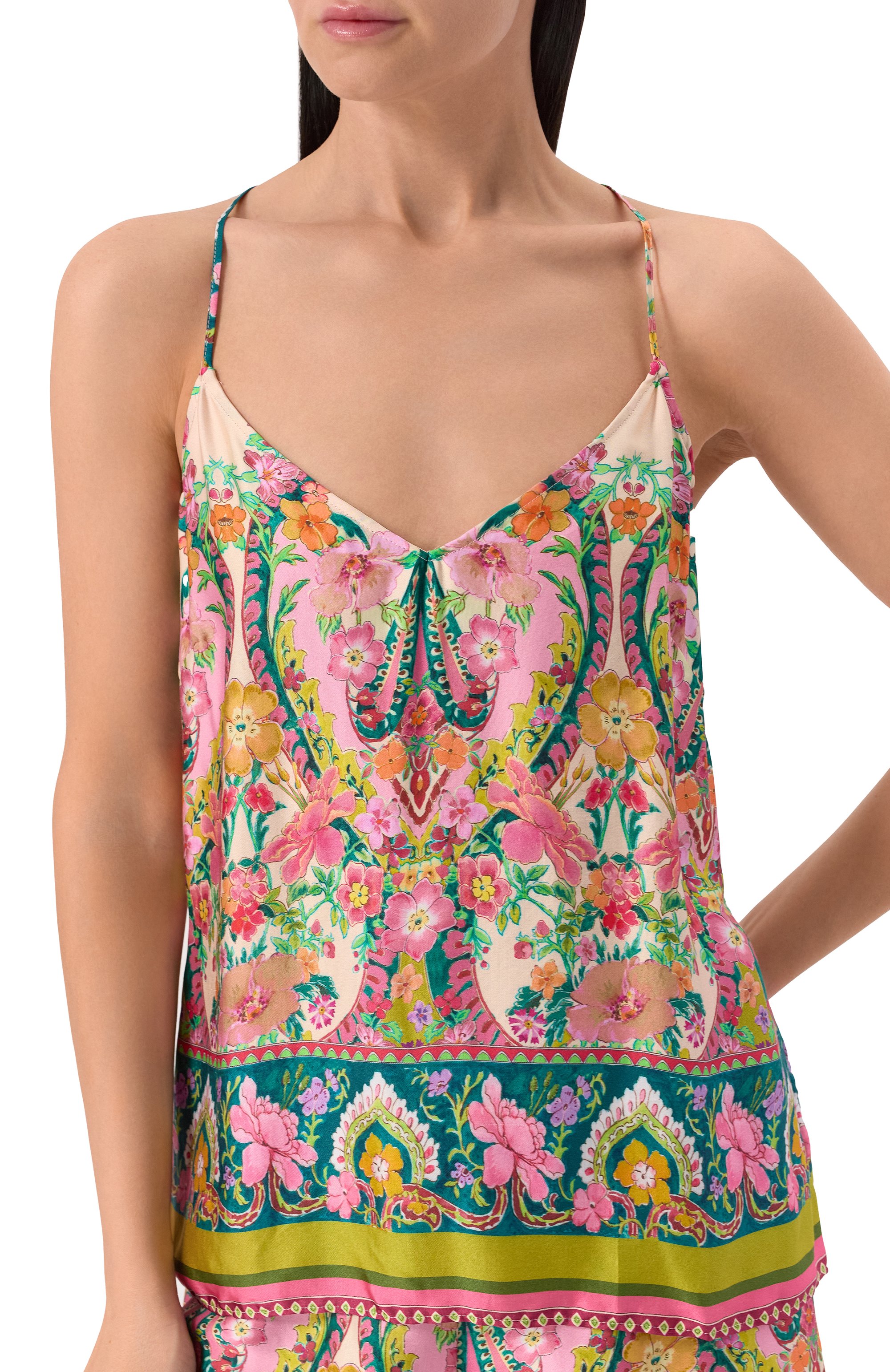 Топ из вискозы LISE CHARMEL розового цвета по цене 22720 руб., арт. ALJ4239, фото 5 Топ из вискозы LISE CHARMEL, арт. ALJ4239, фото 5