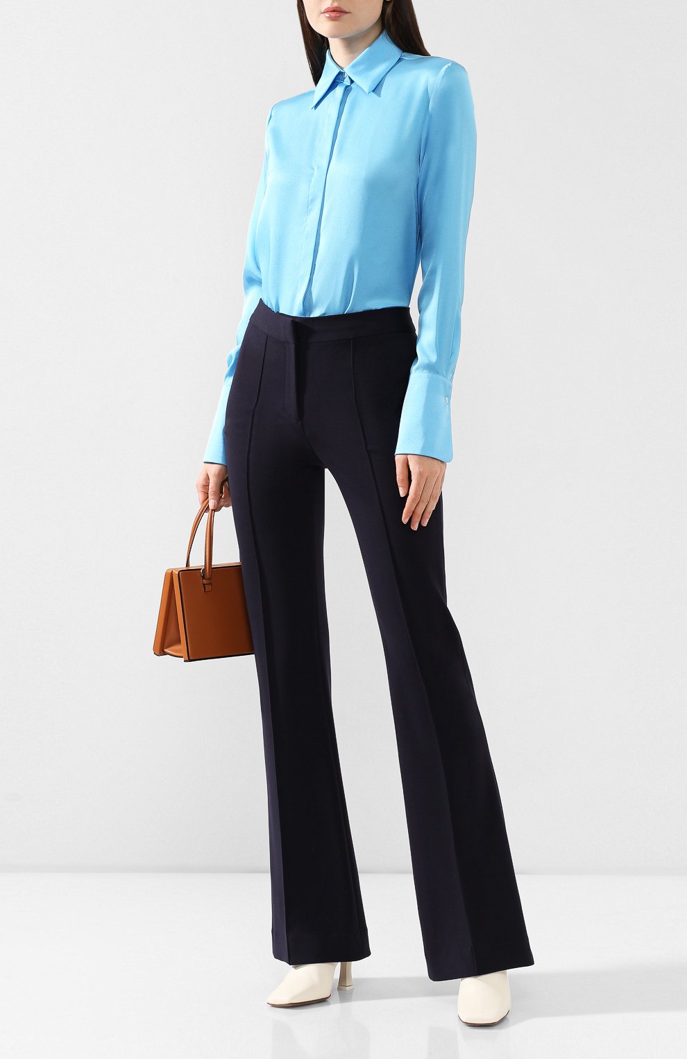 Рубашка VICTORIA, VICTORIA BECKHAM голубого цвета по цене 22950 руб., арт. 2419WSH000089C, фото 2 Рубашка VICTORIA, VICTORIA BECKHAM, арт. 2419WSH000089C, фото 2