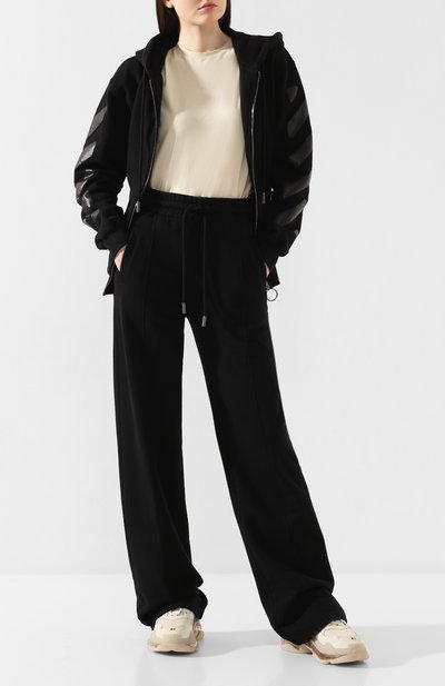 Хлопковые брюки OFF-WHITE черного цвета по цене 56650 руб., арт. 0WCH005R20F301291010, фото 2 Хлопковые брюки OFF-WHITE, арт. 0WCH005R20F301291010, фото 2