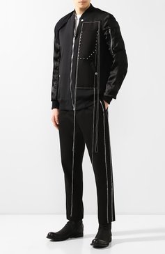 Мужской бомбер из смеси шерсти и вискозы RICK OWENS черного цвета, арт. RU19S2789/C0MT13 | Фото 2 (Материал подклада: Хлопок; Длина (верхняя одежда): Короткие; Рукава: Длинные; Принт: Без принта; Мужское Кросс-КТ: Верхняя одежда; Кросс-�КТ: Куртка, бомбер; Стили: Минимализм; Материал внешний: Шерсть; Драгоценные камни: Проставлено; Материал сплава: Проставлено)