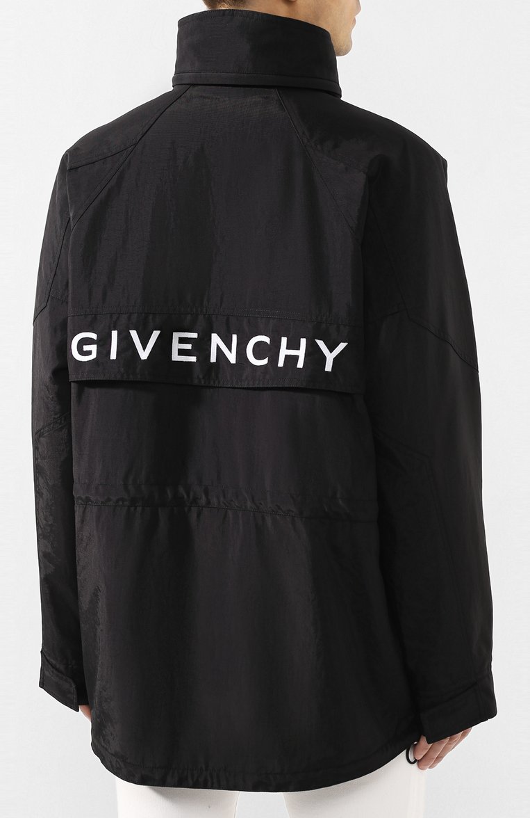 Мужская куртка GIVENCHY черного цвета, арт. BM00CG1Y5C | Фото 4 (Материал подклада: Синтетический материал; Материал внешний: Синтетический материал; Рукава: Длинные; Длина (верхняя одежда): До середины бедра; Мужское Кросс-КТ: Верхняя одежда, Пуховик-верхняя одежда, утепленные куртки; Кросс-КТ: Куртка; Драгоценные камни: Проставлено; Материал сплава: Проставлено; Стили: Кэжуэл)