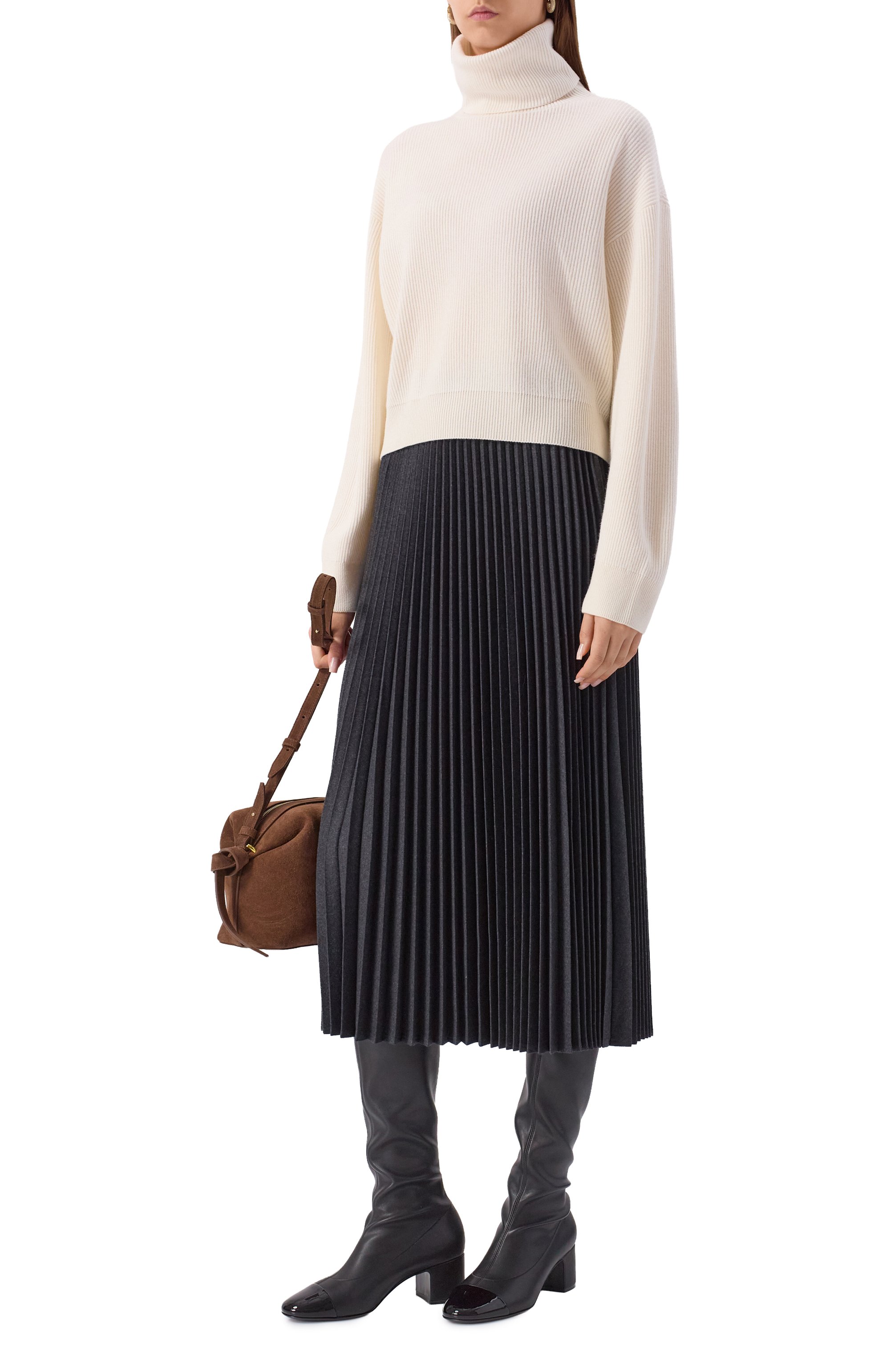 Сапоги nuova mun CASADEI черного цвета по цене 98850 руб., арт. 1S401A0501/T0440, фото 3 Сапоги nuova mun CASADEI, арт. 1S401A0501/T0440, фото 3