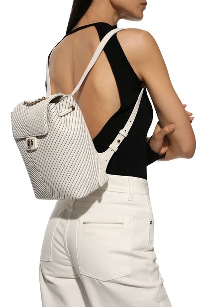 Рюкзак furla pop star mini FURLA белого цвета по цене 41000 руб., арт. WB00669/A.0149, фото 2 Рюкзак furla pop star mini FURLA, арт. WB00669/A.0149, фото 2