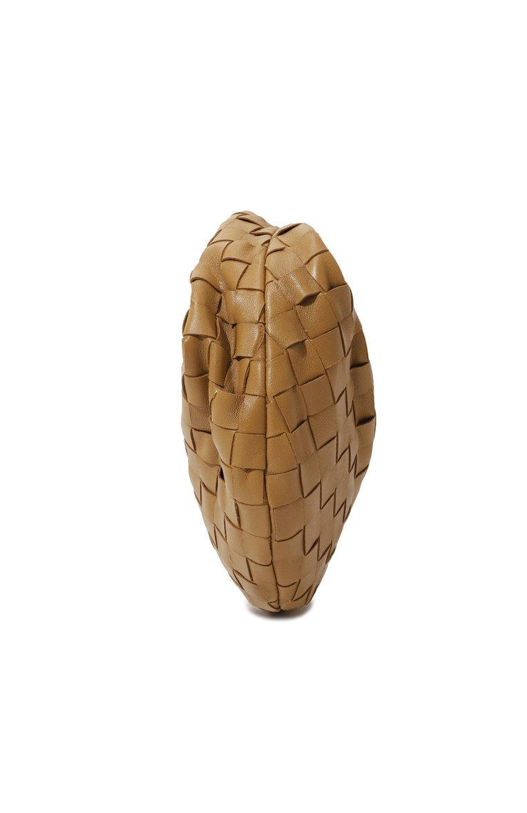 Женская сумка jodie mini BOTTEGA VENETA светло-коричневого цвета, арт. 651876-VCPP5 | Фото 4 (Материал: Натуральная кожа; Размер: mini)