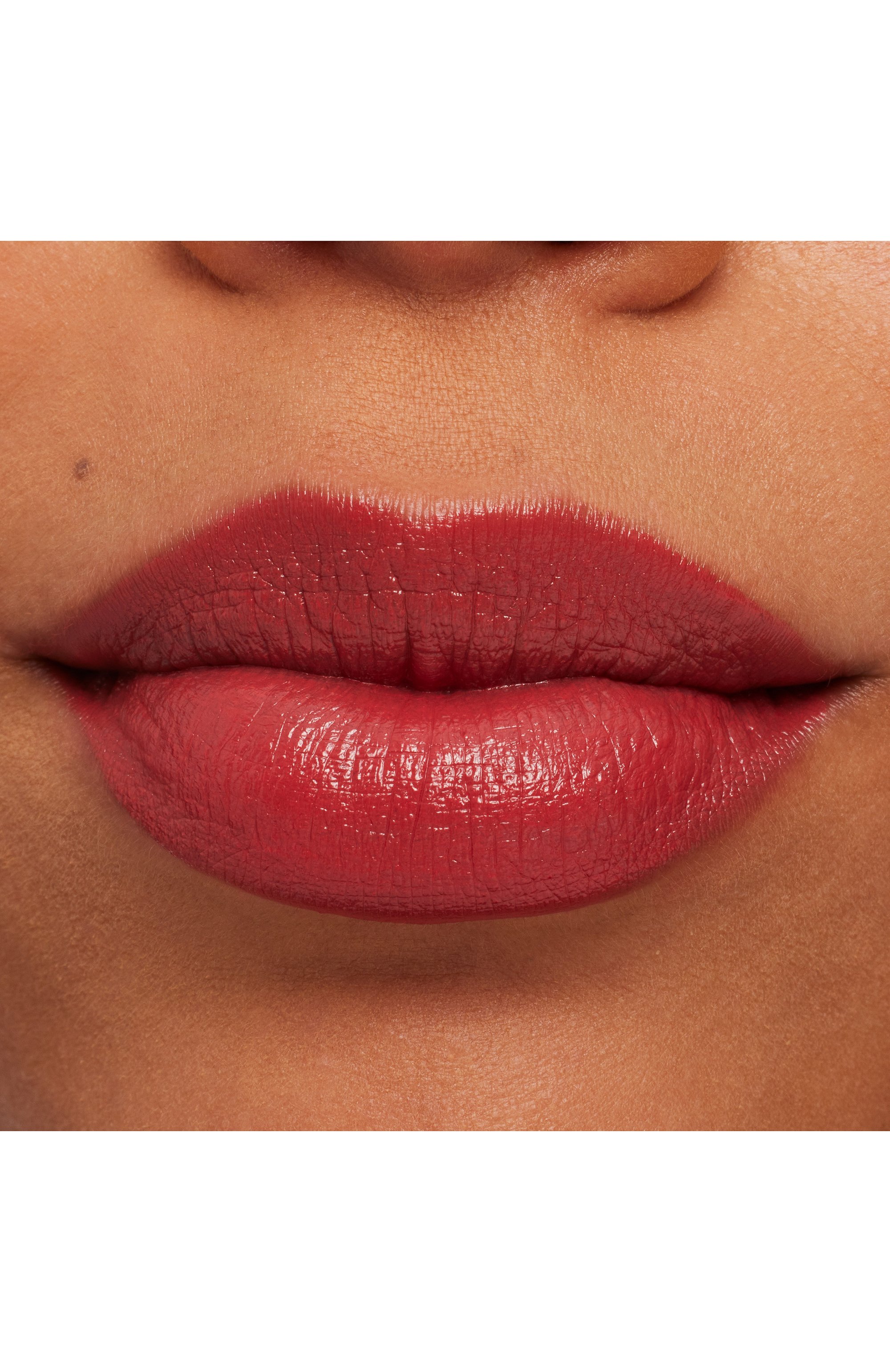 Губная помада macximal sleek satin, оттенок sweetheart (3,5g) MAC цвета по цене 2990 руб., арт. NW9M-16, фото 4 Губная помада macximal sleek satin, оттенок sweetheart (3,5g) MAC, арт. NW9M-16, фото 4