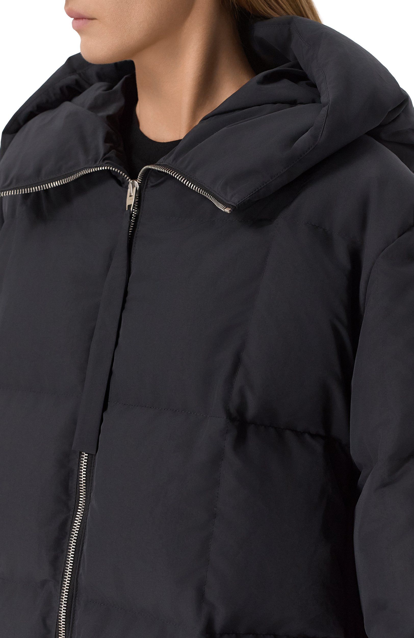 Пуховик JIL SANDER черного цвета по цене 307500 руб., арт. J02AF0142/J74276, фото 5 Пуховик JIL SANDER, арт. J02AF0142/J74276, фото 5