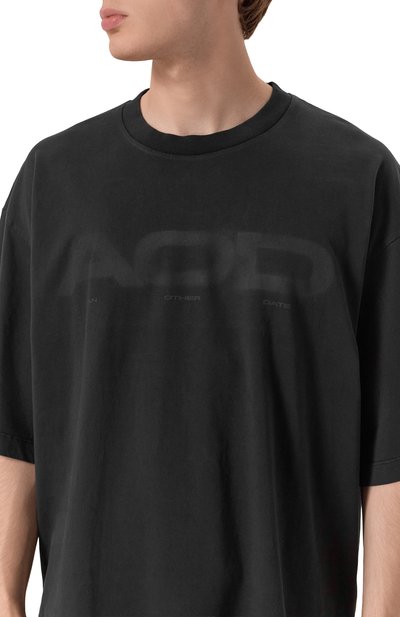 Хлопковая футболка AN OTHER DATE черного цвета по цене 16650 руб., арт. F50DMATH059, фото 5 Хлопковая футболка AN OTHER DATE, арт. F50DMATH059, фото 5