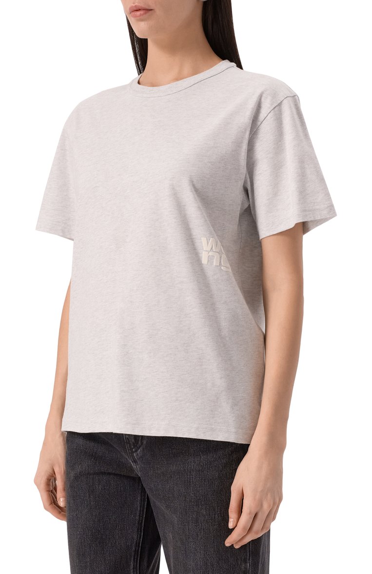 Женская хлопковая футболка ALEXANDERWANG.T серого цвета, арт. 4CC3241520 | Фото 3 (Длина (для топов): Стандартные; Рукава: Короткие; Материал внешний: Хлопок; Принт: Без принта; Стили: Кэжуэл; Женское Кросс-КТ: Футболка-одежда)