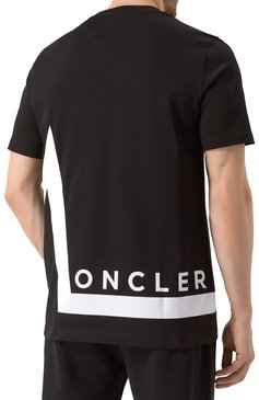 Мужская хлопковая футболка MONCLER черного цвета, арт. 8C00001/8390T/999 | Фото 4 (Материал внешний: Хлопок; Длина (для топов): Стандартные; Рукава: Короткие; Принт: С принтом; Стили: Спорт-шик; Мужское Кросс-КТ: Футболка-одежда)