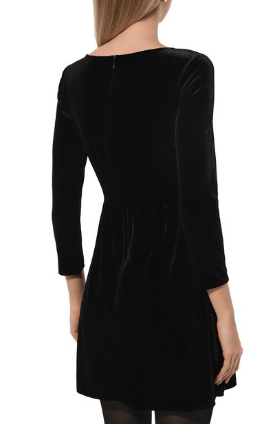 Бархатное платье EMPORIO ARMANI черного цвета по цене 37550 руб., арт. 6D2A6A/2JVZZ, фото 4 Бархатное платье EMPORIO ARMANI, арт. 6D2A6A/2JVZZ, фото 4
