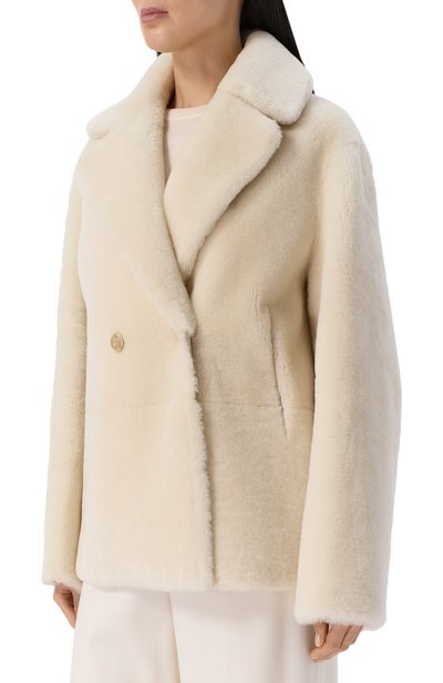 Двусторонняя дубленка KITON кремового цвета по цене 820500 руб., арт. D58673K0546F02, фото 3 Двусторонняя дубленка KITON, арт. D58673K0546F02, фото 3