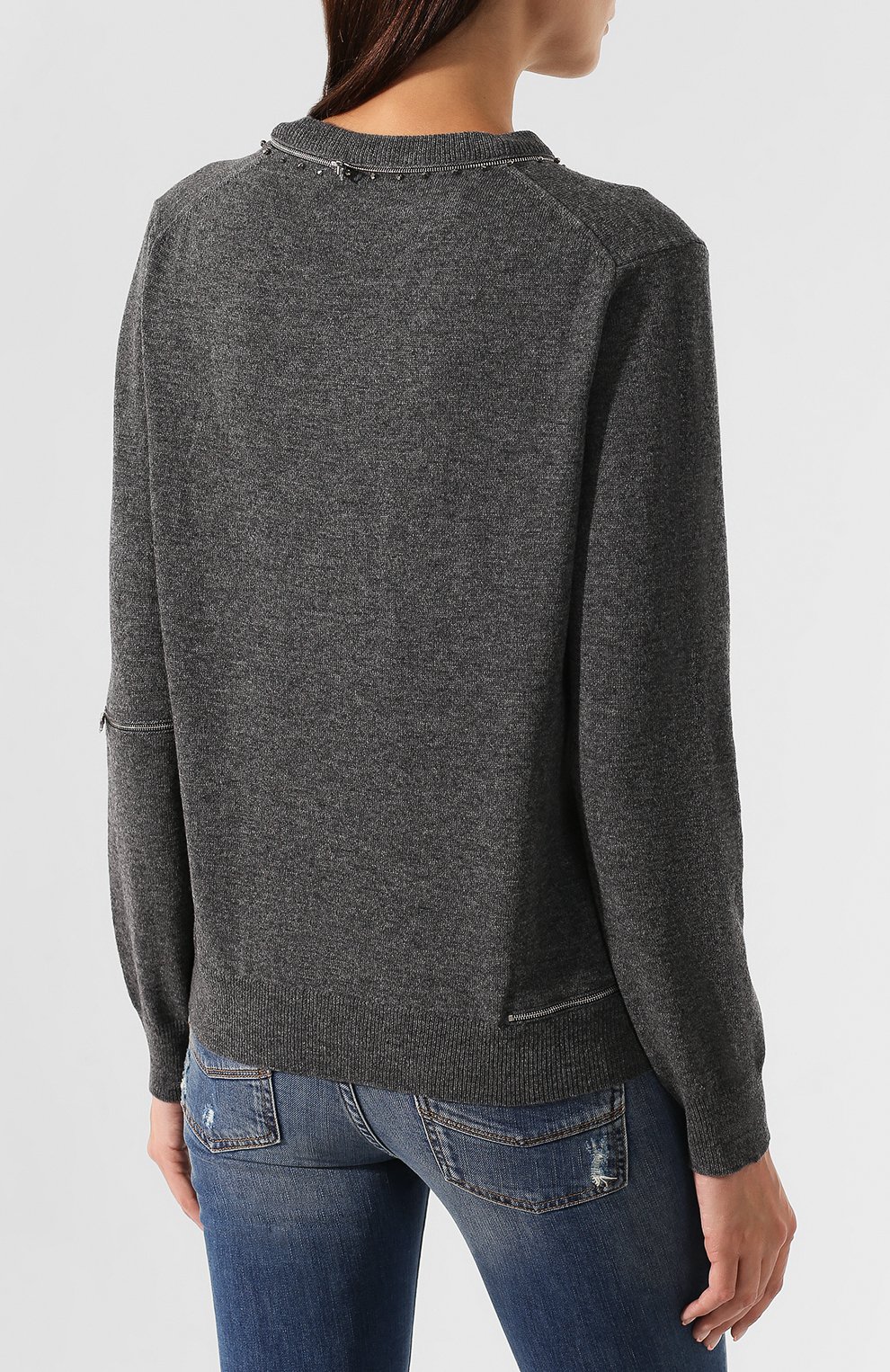 Шерстяной пуловер MARC JACOBS (THE) серого цвета по цене 43350 руб., арт. M4007942, фото 4 Шерстяной пуловер MARC JACOBS (THE), арт. M4007942, фото 4