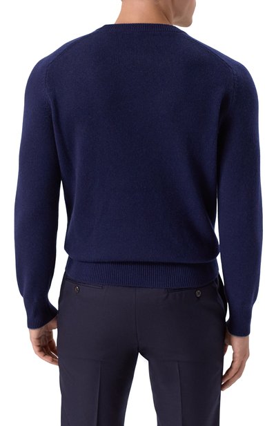 Кашемировый джемпер BRUNELLO CUCINELLI темно-синего цвета по цене 342000 руб., арт. M22707000, фото 4 Кашемировый джемпер BRUNELLO CUCINELLI, арт. M22707000, фото 4