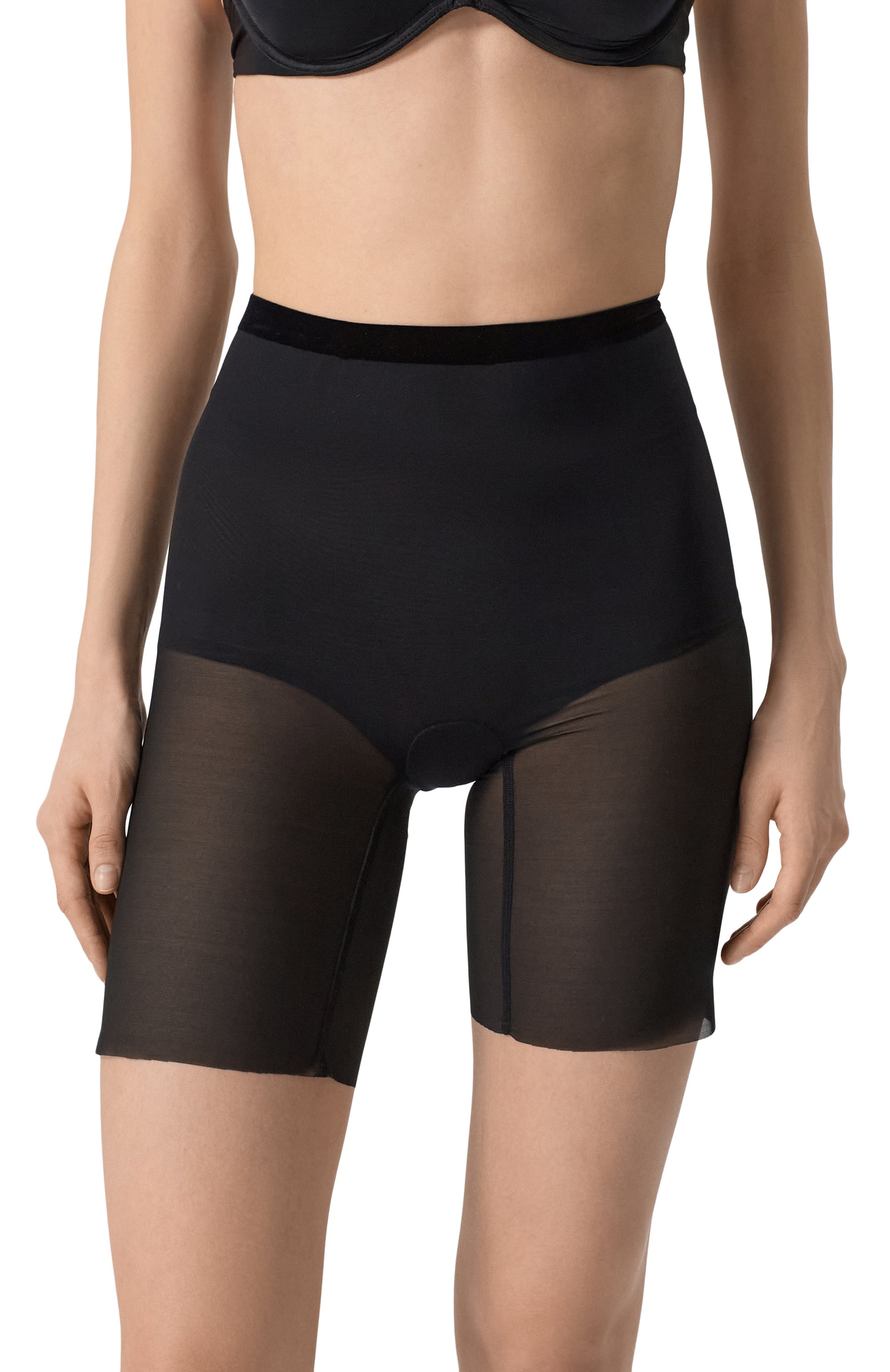 Шорты WOLFORD черного цвета по цене 22500 руб., арт. 4W2017, фото 2 Шорты WOLFORD, арт. 4W2017, фото 2