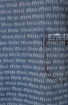Женское джинсовое платье MIU MIU голубого цвета, арт. GWA186-10DP-F0013 | Фото 5 (Материал внешний: Хлопок, Деним; Длина Ж (юбки, платья, шорты): Мини; Женское Кросс-КТ: Платье-одежда; Случай: Повседневный; Кросс-КТ: Деним; Стили: Гранж; Драгоценные камни: Проставлено; Материал сплава: Проставлено; Региональные ограничения белый список (Axapta Mercury): Не проставлено; Рукава: Без рукавов)