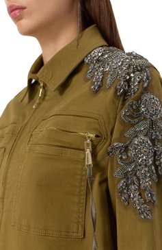Женская хлопковая куртка BLUGIRL хаки цвета, арт. RA5162/T3000 | Фото 5 (Материал внешний: Хлопок; Длина (верхняя одежда): До середины бедра; Рукава: Длинные; Кросс-КТ: Куртка, Легкие; Стили: Милитари)