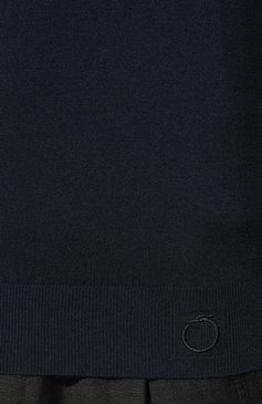 Мужской джемпер из вискозы TRUSSARDI темно-синего цвета, арт. 52M00746-0F000542 | Фото 5 (Мужское Кросс-КТ: Джемперы; Рукава: Длинные; Принт: Без принта; Длина (для то�пов): Стандартные; Материал сплава: Проставлено; Материал внешний: Вискоза; Драгоценные камни: Проставлено; Вырез: Круглый; Стили: Кэжуэл)