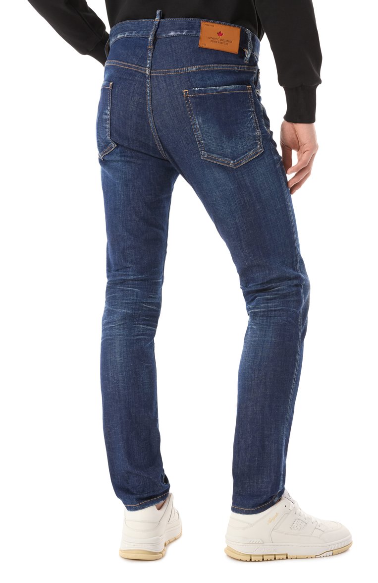 Мужские джинсы cool guy DSQUARED2 темно-синего цвета, арт. S74LB1315/S30342 | Фото 4 (Материал внешний: Хлопок, Деним; Длина (брюки, джинсы): Стандартные; Кросс-КТ: Деним; Детали: Делаве; Стили: Повседневный; Автоматизация ТО: Проставлено; Автоматизация состава: Проставлено; Силуэт М (брюки): Узкие)