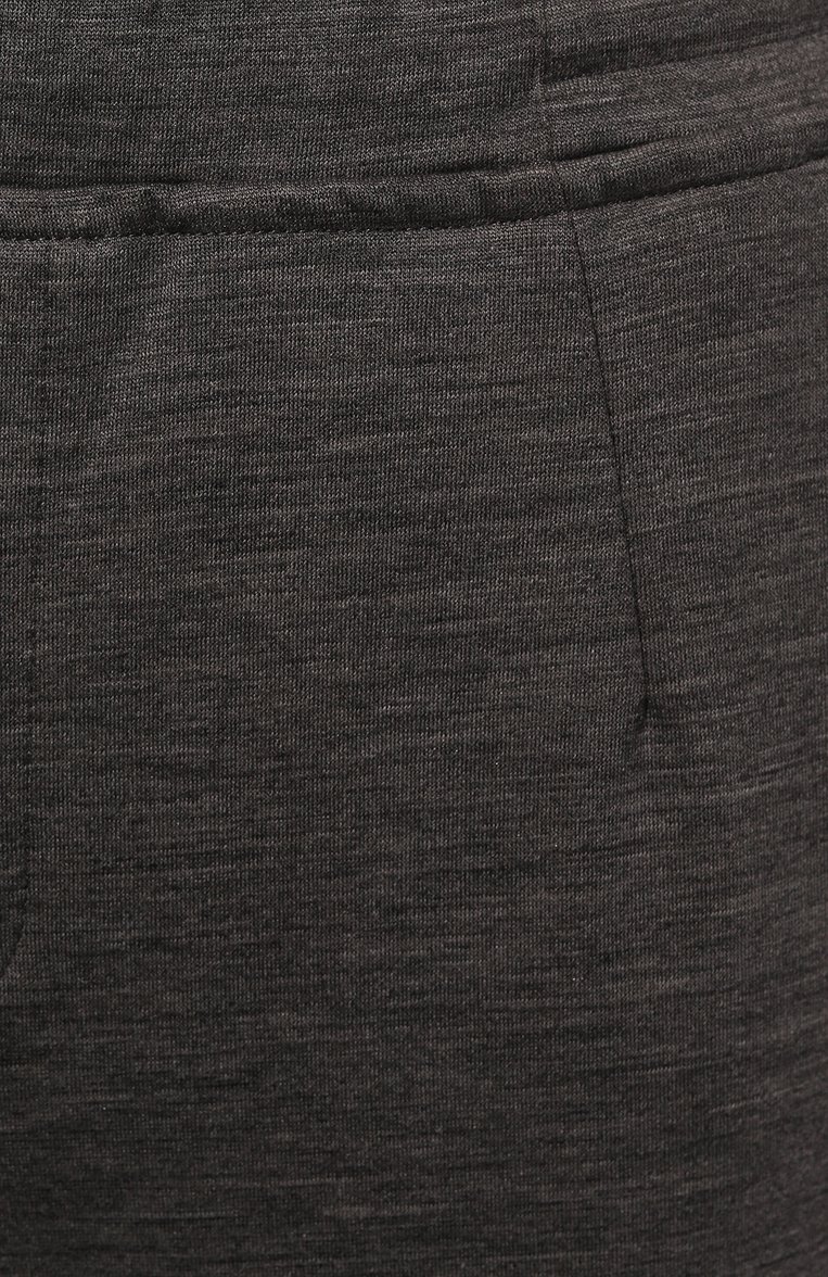 Мужские шерстяные брюки MUST серого цвета, арт. 13M708.VP00.MUST. | Фото 5 (Материал внешний: Шерсть; Длина (брюки, джинсы): Стандартные; Случай: Повседневный; Материал сплава: Проставлено; Стили: Спорт-шик; Драгоценные камни: Проставлено)